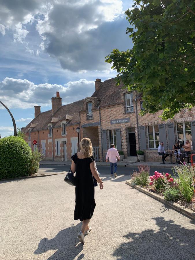 Hotel Km 41 Chaumont-sur-Tharonne Exterior foto